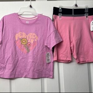 Girls XXL matching shorts and t shirt set